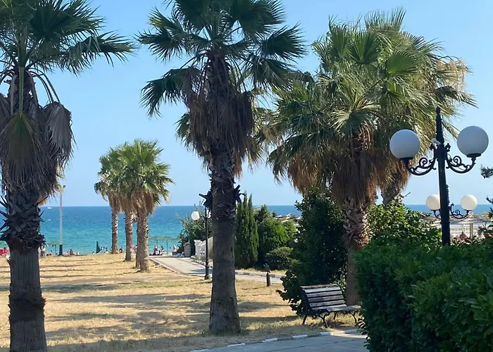 300m From Private Romana Royal Castle בית נופש