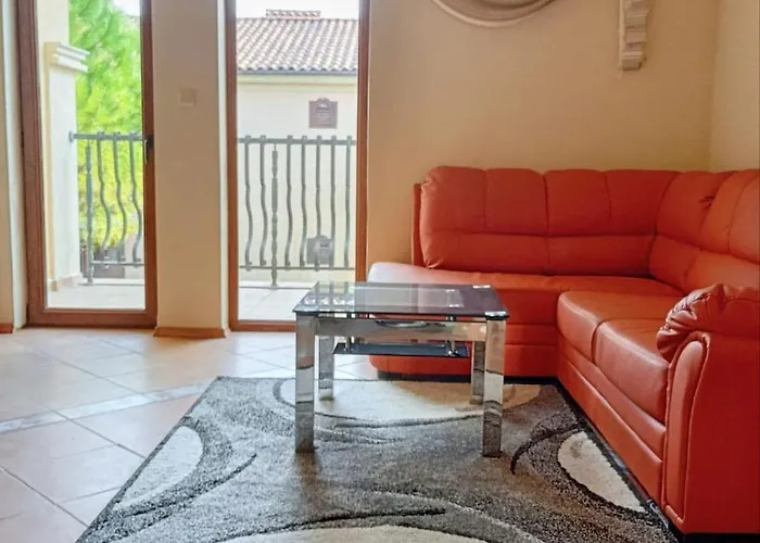 300m From Private Romana Royal Castle בית נופש סבטי ולאס