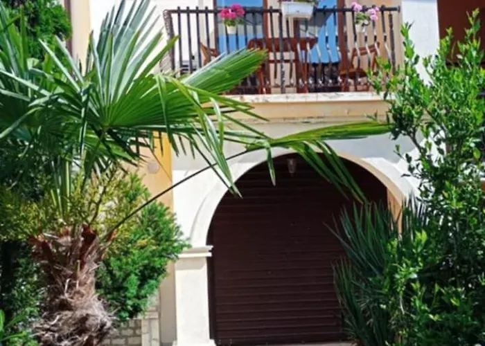 Ferienhaus 300m From Private Romana Royal Castle