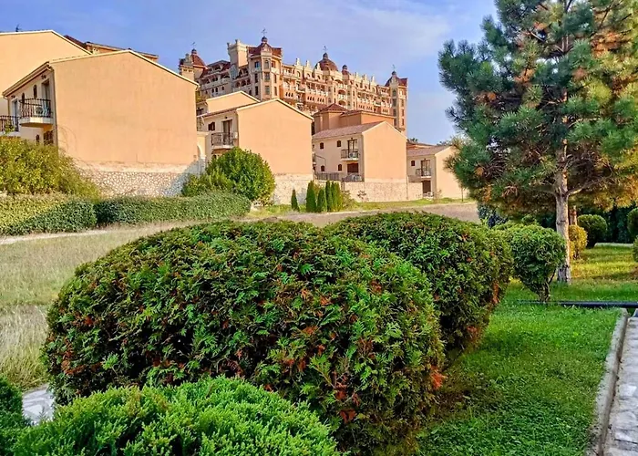 300m From Private Romana Royal Castle Ferienhaus Sweti Wlas